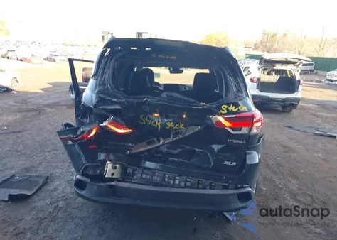 2019 Toyota Highlander Hybrid Xle z USA, uszkodzony, nr VIN 5TDJGRFH7KS065607